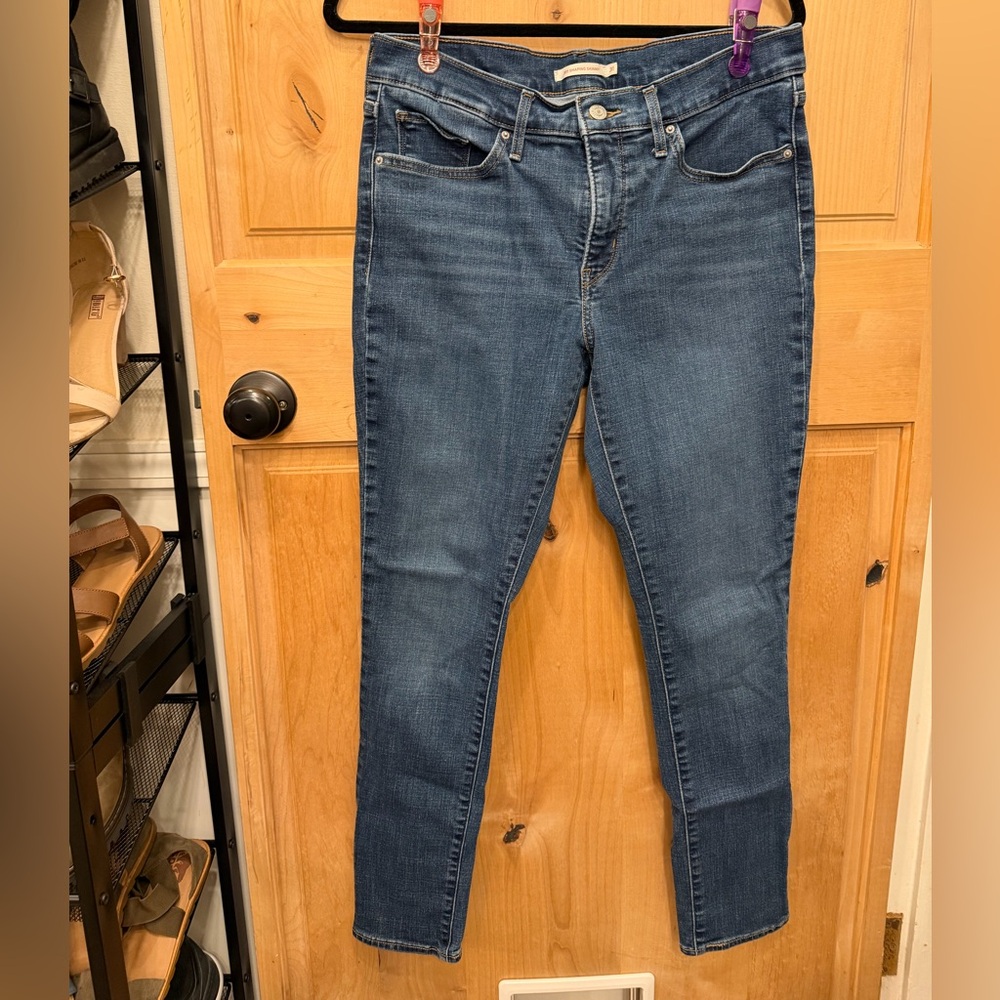 Levi's 311 Shaping Skinny Jeans